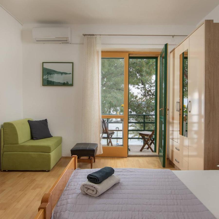 Pine And Sunshine Apartments Podgora Kültér fotó